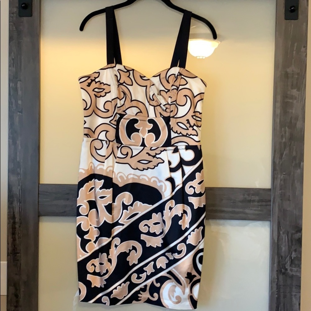HaleBob sleeveless cocktail dress size large.